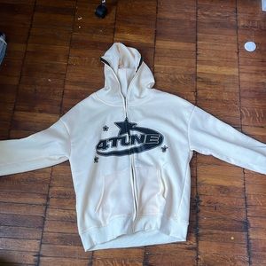 4- Tune zip up hoodie